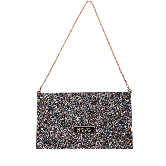 Eyeshadow palette•Palette with chain, purse style•New in Box - Picture 2 of 6